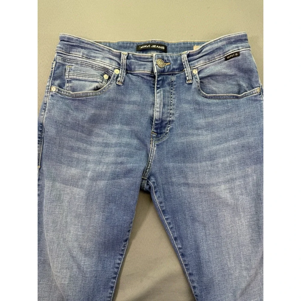 Mavi Jeans Women's 31x30 Slim Straight Leg Mid Rise Med Wash Blue Denim